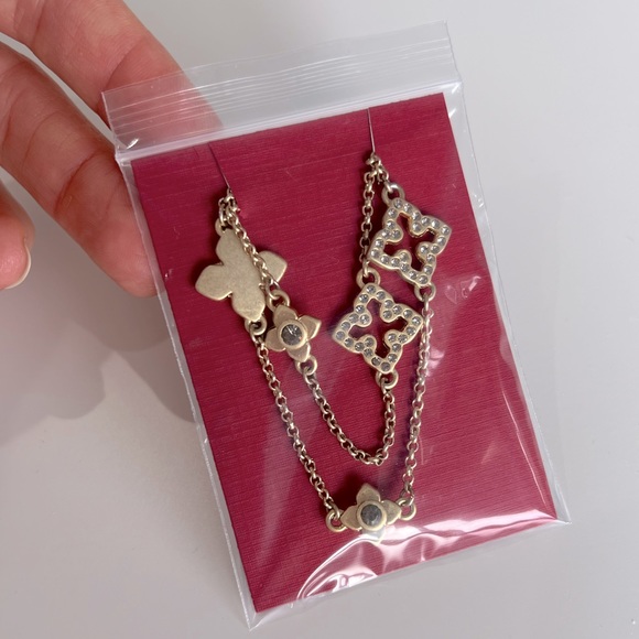 Meet your posher! - Picture 2 of 3